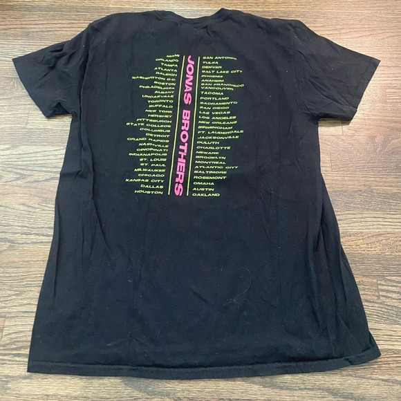 Jonas Brothers Happiness Begins Concert Tour T-Shirt Size Large - Picture 5 of 5